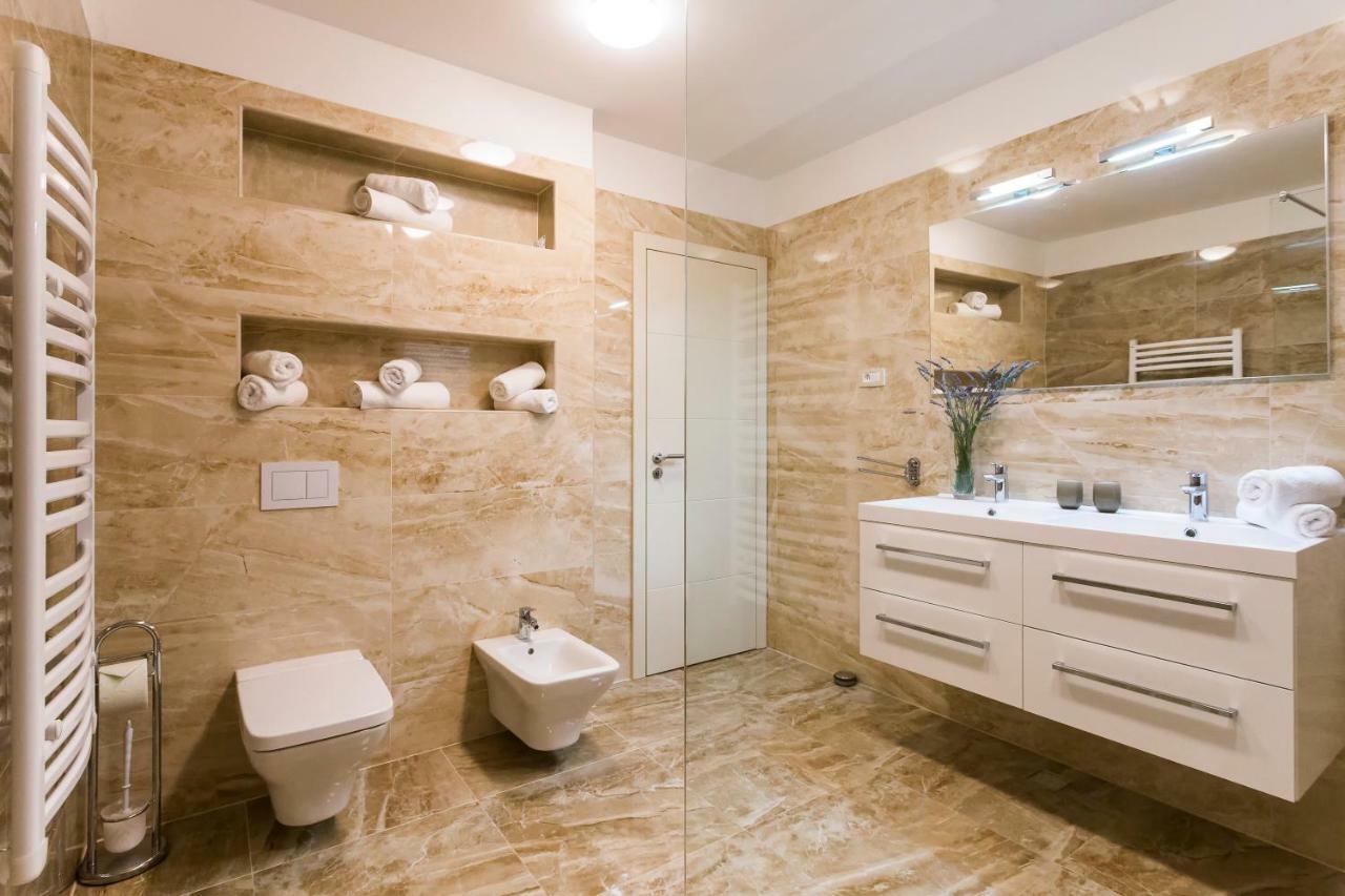 Villa Sweet Home Marija With Heated Pool Split Luaran gambar