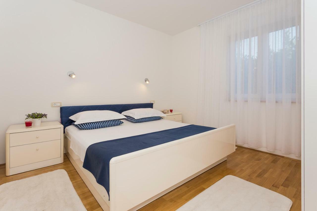 Villa Sweet Home Marija With Heated Pool Split Luaran gambar